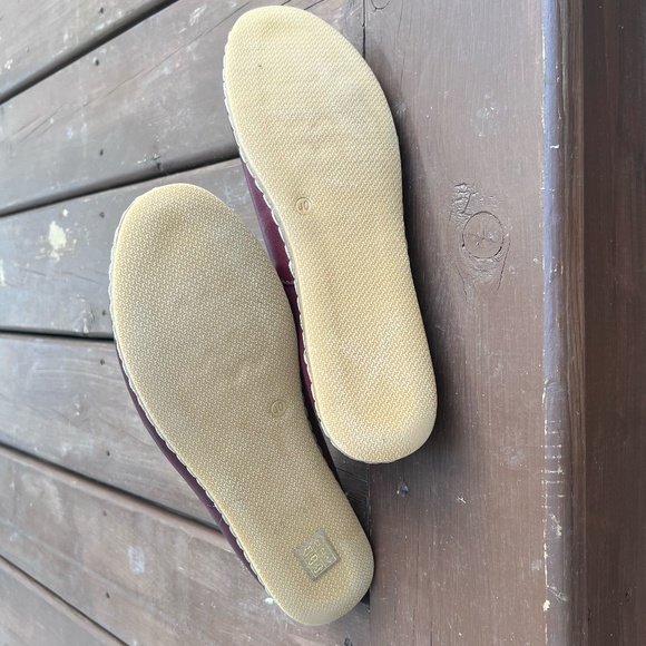 Charix Burgundy Women's Loafers - Picture 9 of 16